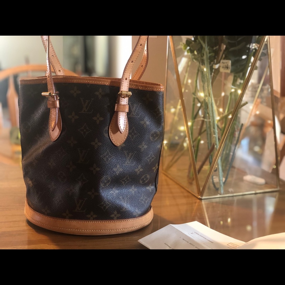 Louis Vuitton Petit Bucket